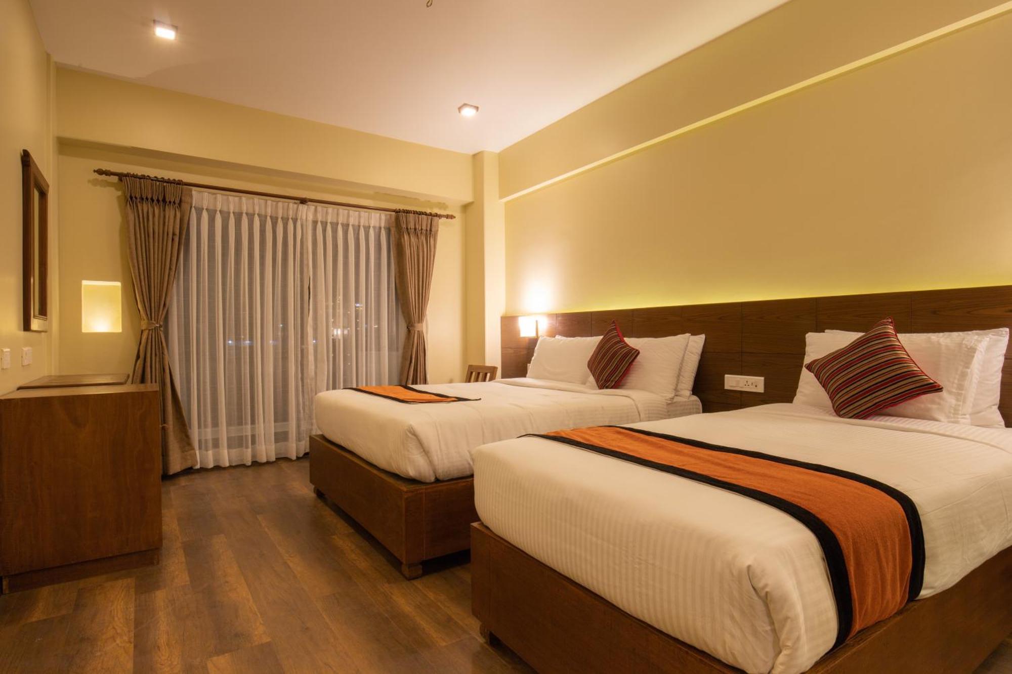 Airport Delhi Aerocity Inn Plaza Neu-Delhi Exterior foto